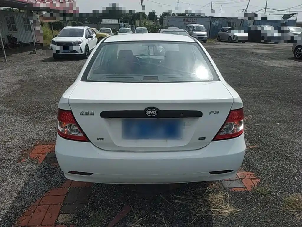 BYD F3 — миниатюра 6