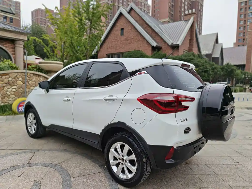 BYD Yuan — миниатюра 7