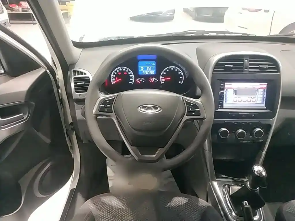 Chery Tiggo 3 — миниатюра 11
