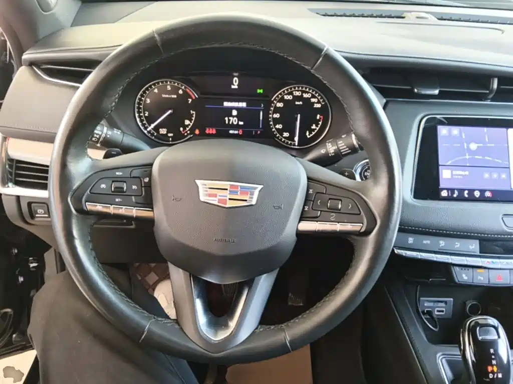 Cadillac XT4 — миниатюра 11
