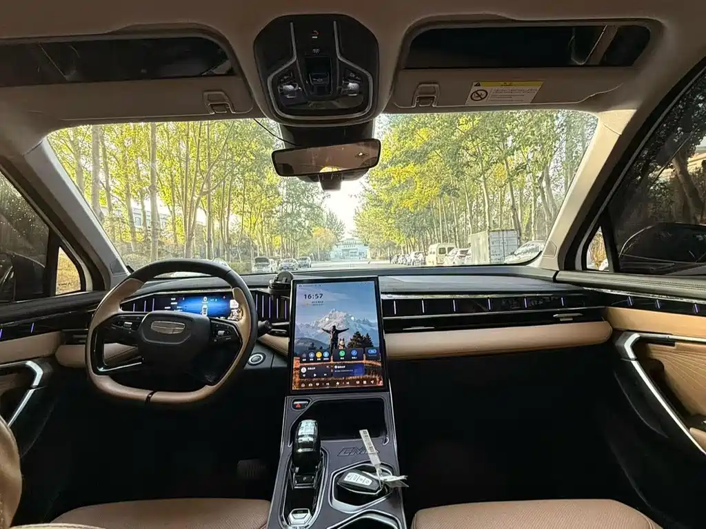 Geely Boyue L — миниатюра 6