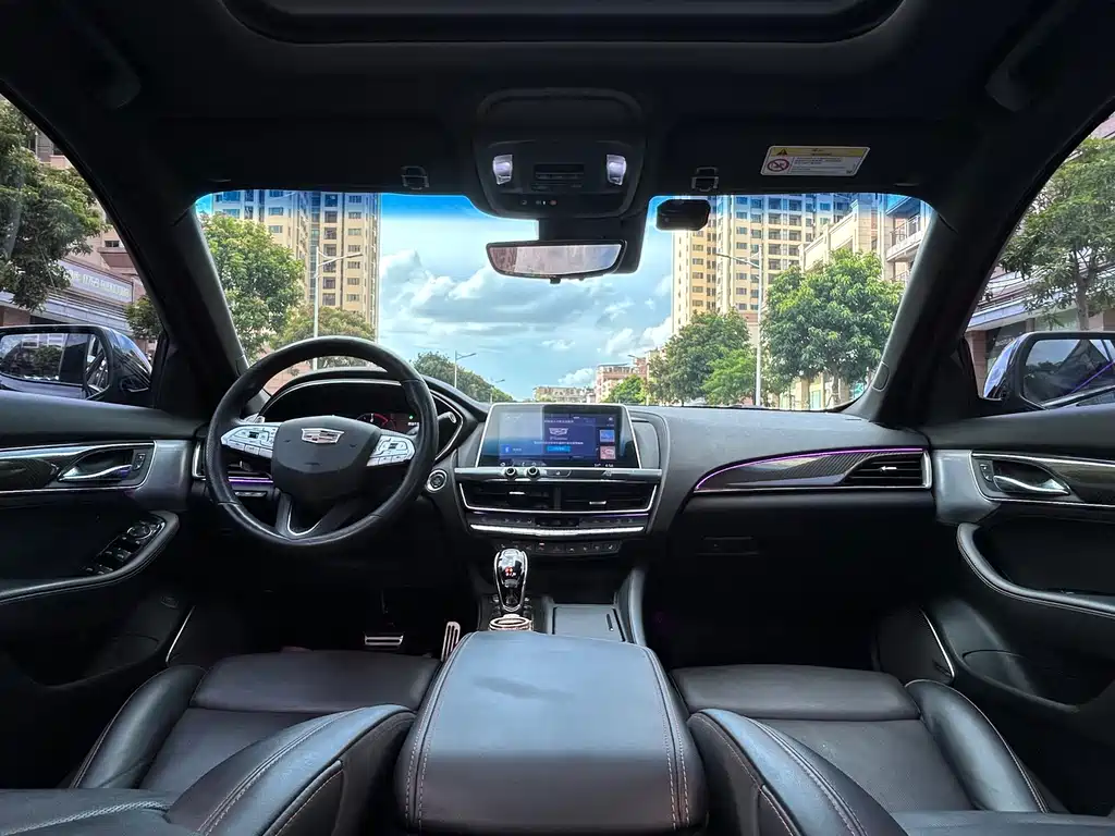 Cadillac CT5 — миниатюра 8