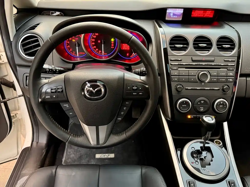 Mazda CX-7 — миниатюра 11