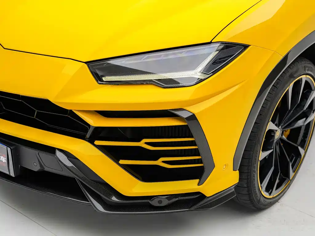 Lamborghini Urus — миниатюра 8
