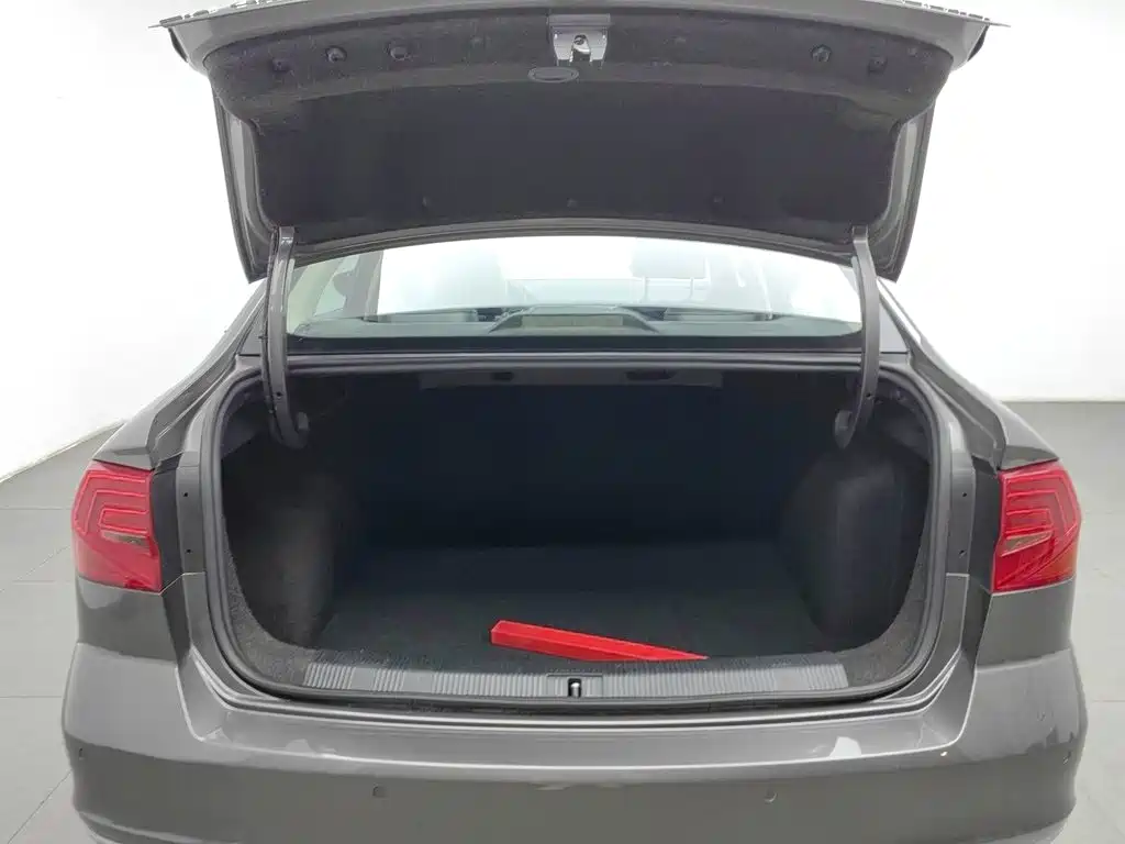 Volkswagen Bora — миниатюра 16