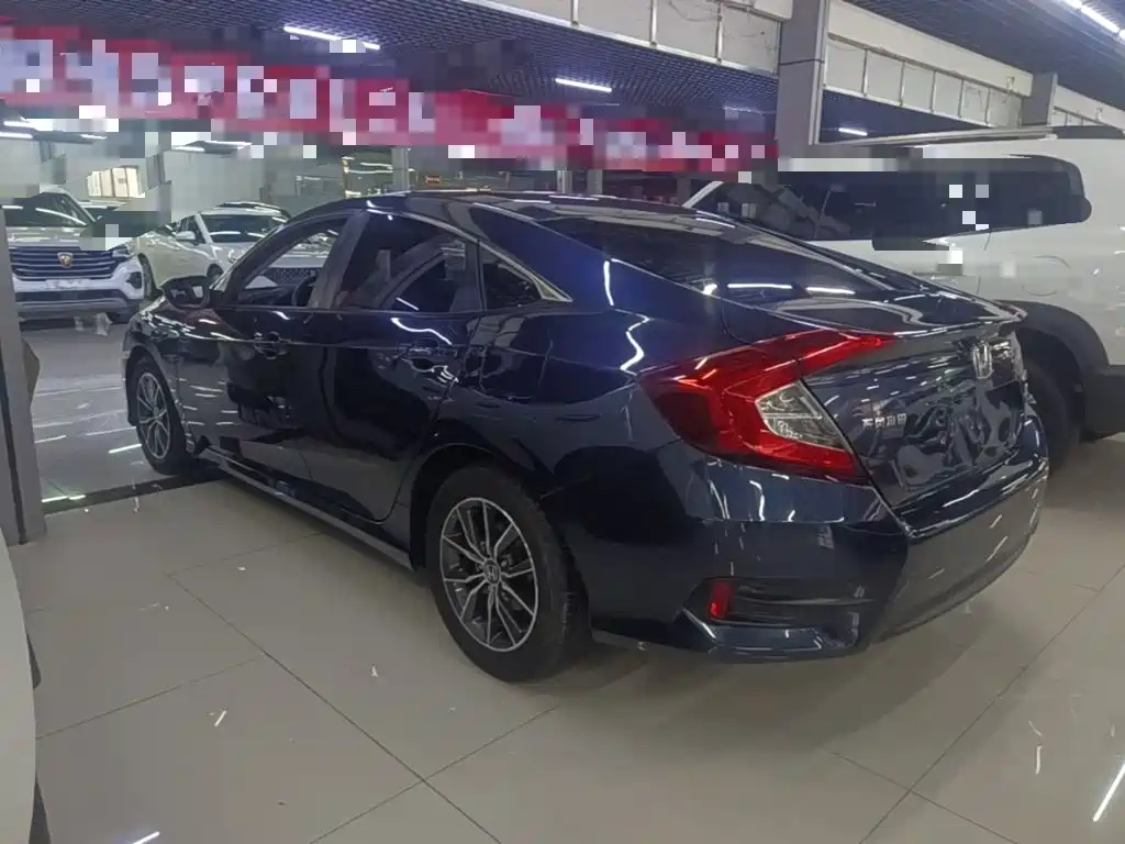 Honda Civic — миниатюра 5