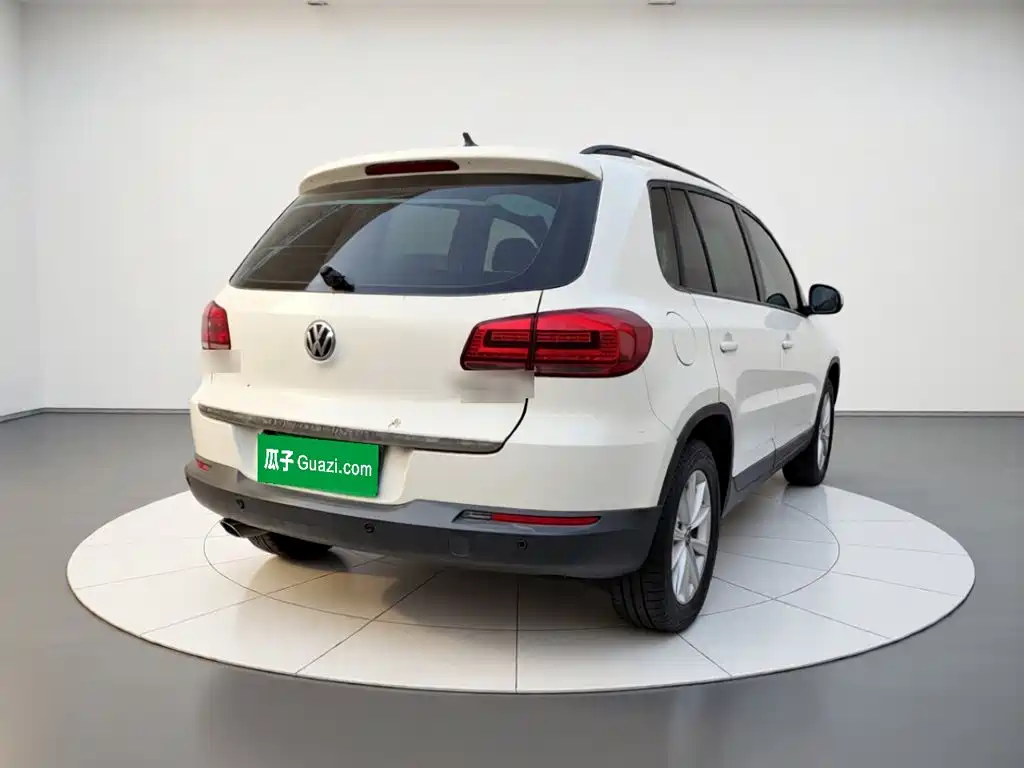 Volkswagen Tiguan — миниатюра 4
