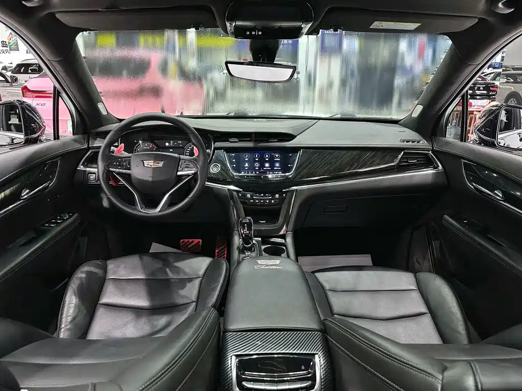 Cadillac XT6 — миниатюра 9