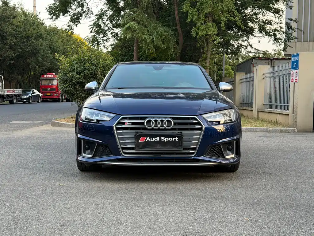 Audi S4 — миниатюра 2
