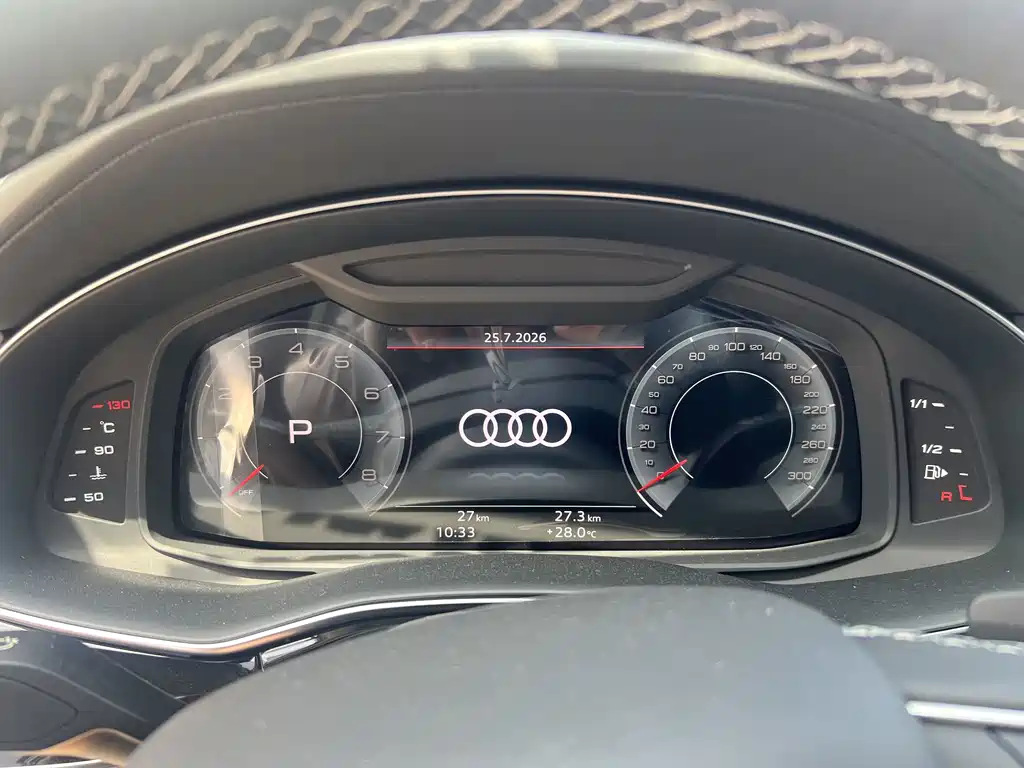 Audi Q7 — миниатюра 6