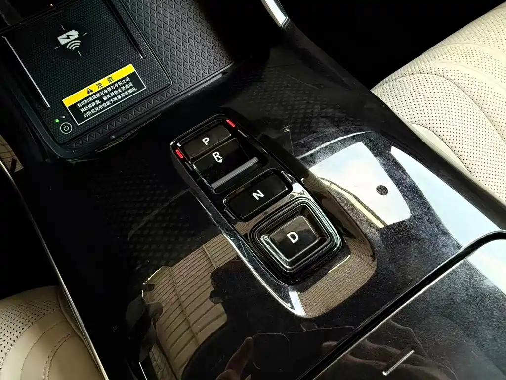 Honda Hiroyo Honda P7 — миниатюра 20