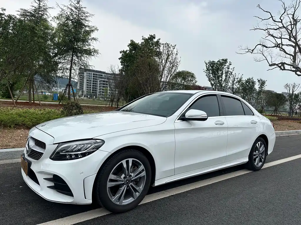 Mercedes-Benz C-Class 2019