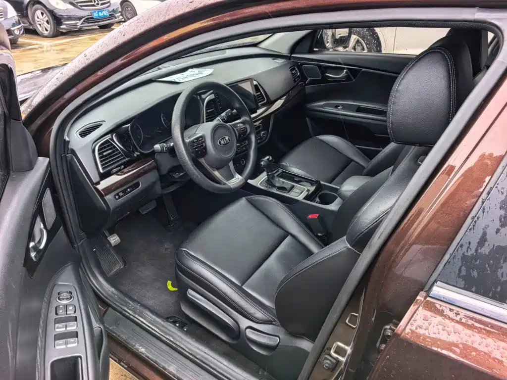 Kia K4 — миниатюра 8