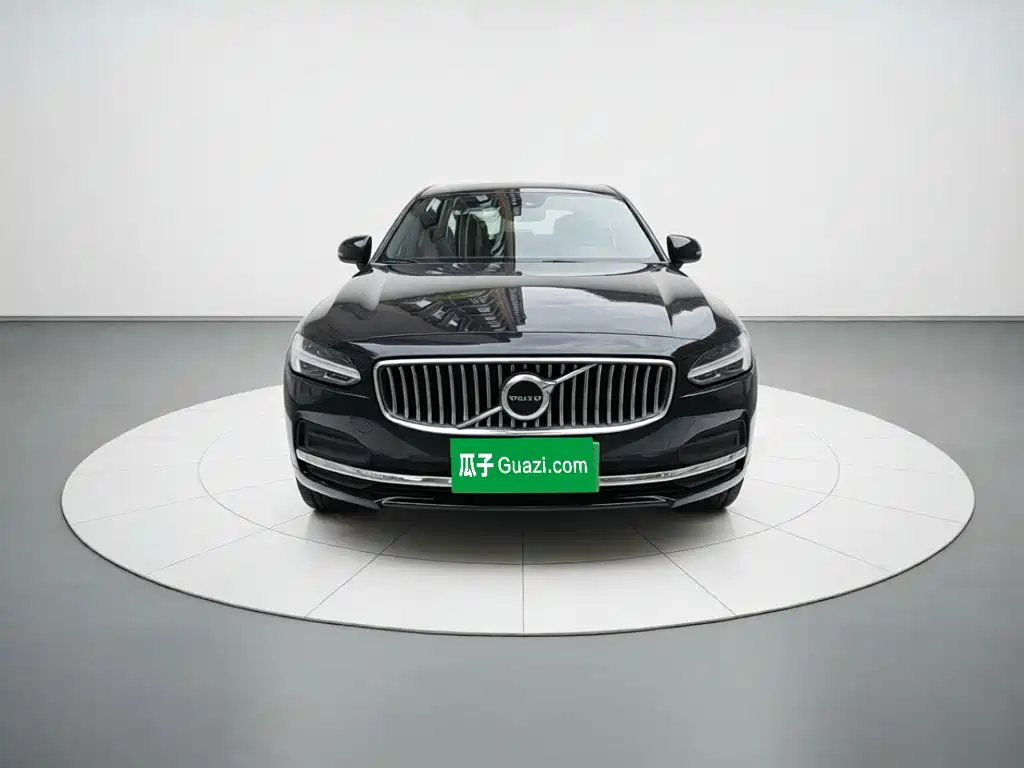 Volvo S90 — миниатюра 2