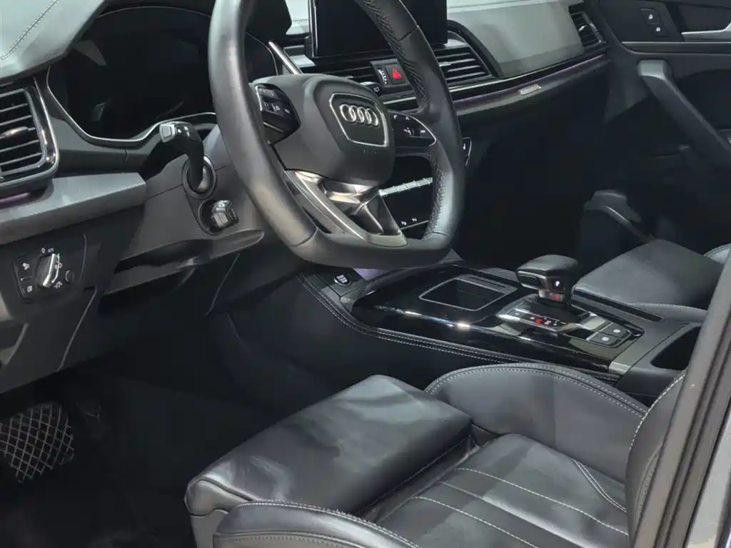 Audi Q5L — миниатюра 16