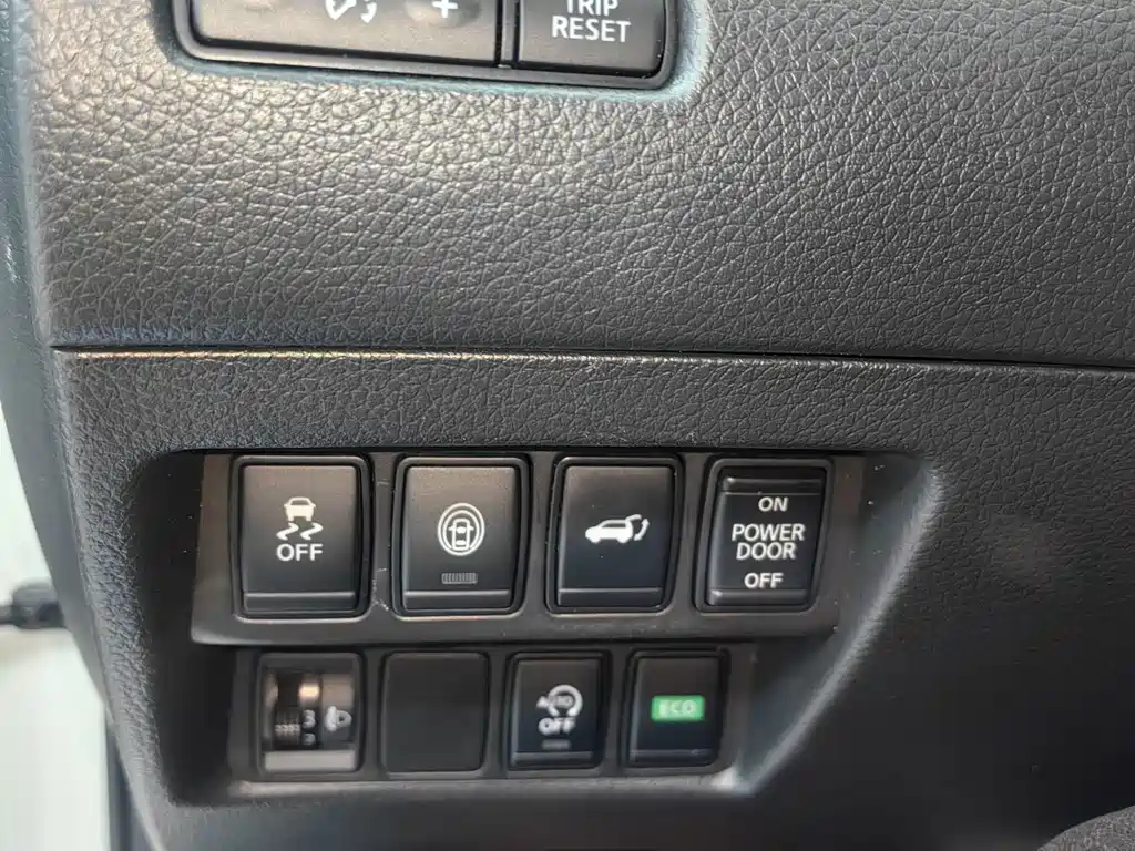 Nissan X-Trail — миниатюра 16