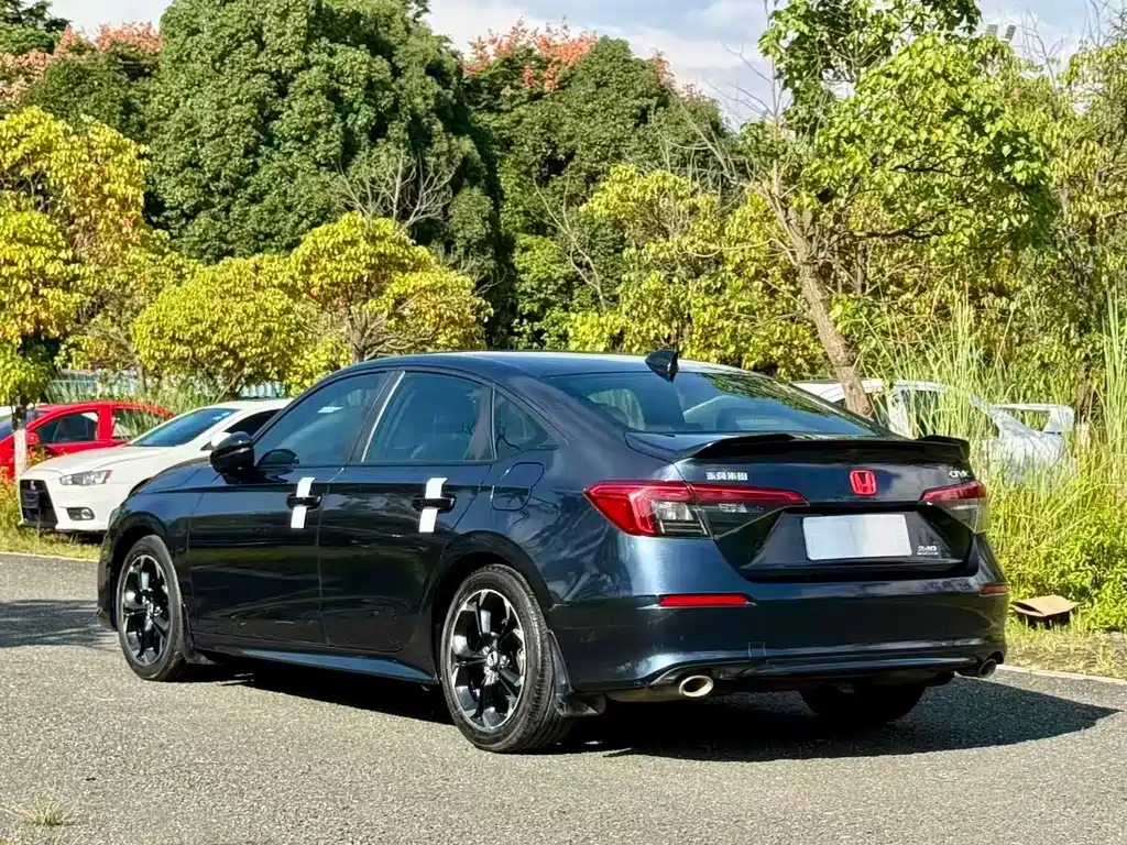 Honda Civic — миниатюра 5