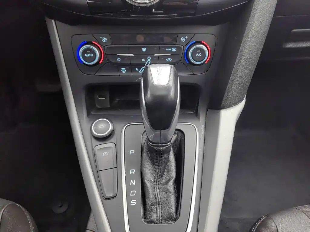 Ford Focus — миниатюра 13