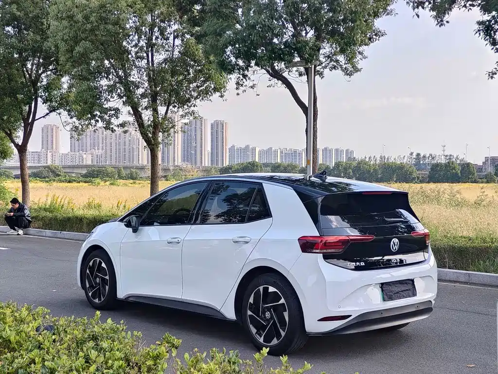 Volkswagen ID.3 — миниатюра 7