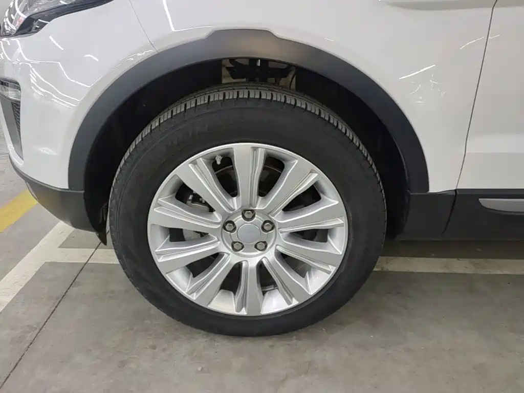 Land Rover Evoque — миниатюра 23