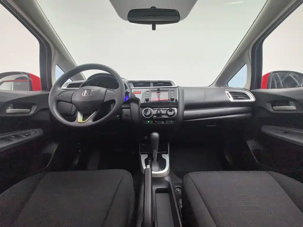 Honda Fit — миниатюра 5