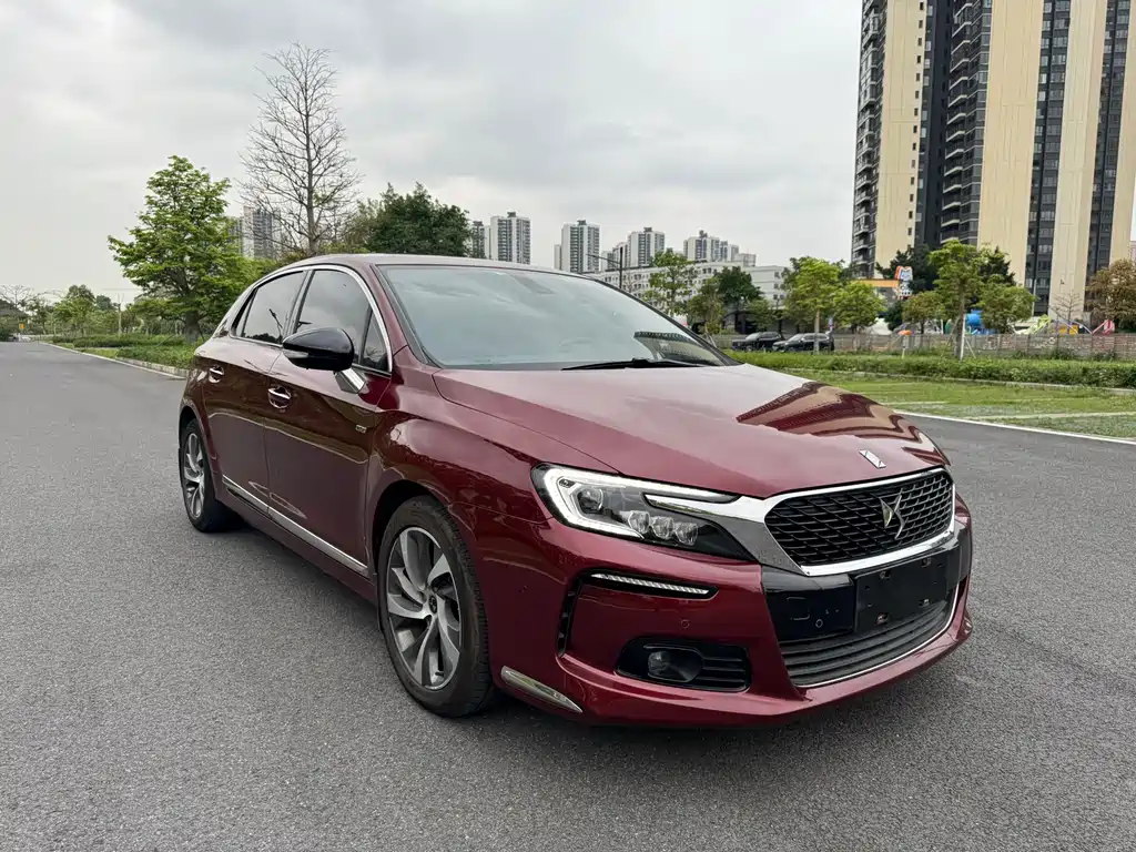 DS 4S 2016 1.6T AT Smart THP160