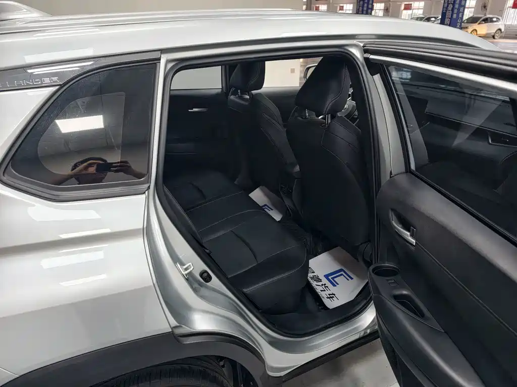 Toyota Frontlander — миниатюра 16