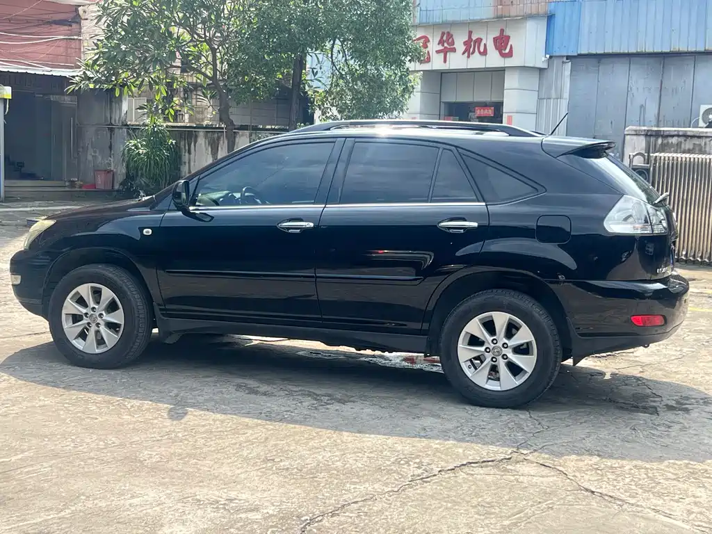 Lexus RX Classic — миниатюра 8