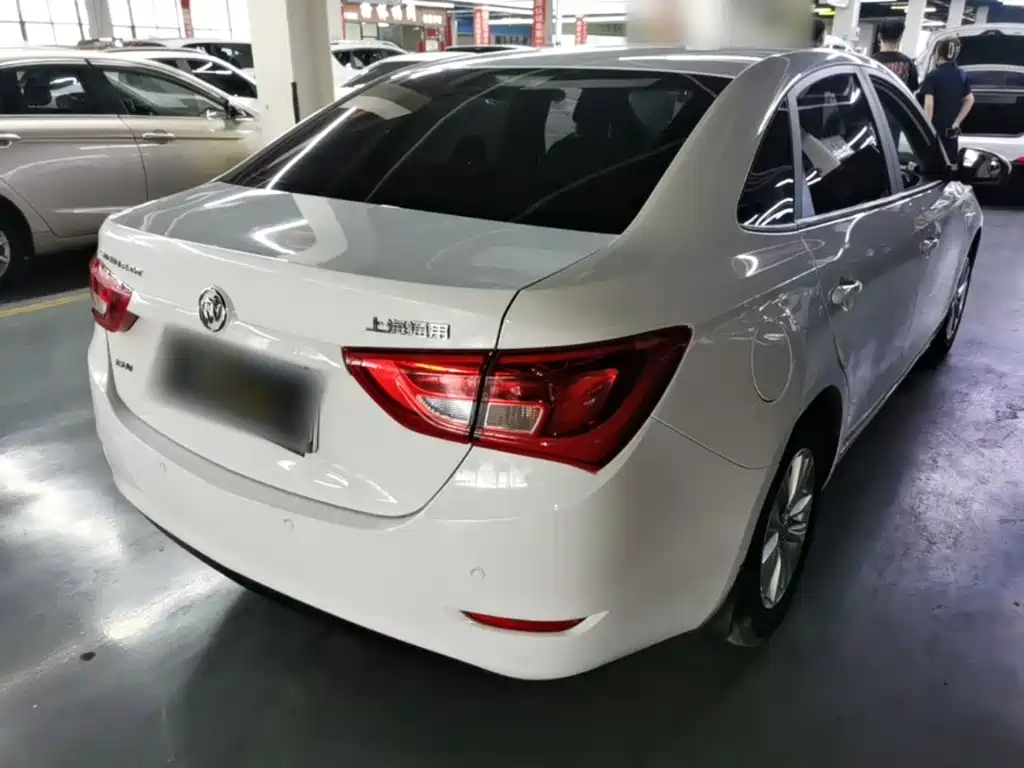 Buick Excelle — миниатюра 7