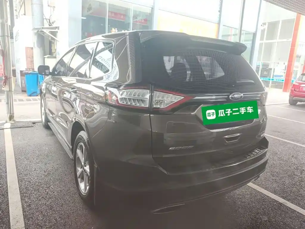 Ford Edge — миниатюра 5