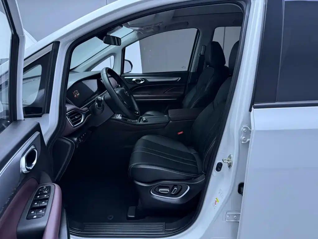 GAC Motor Trumpchi M6 — миниатюра 16