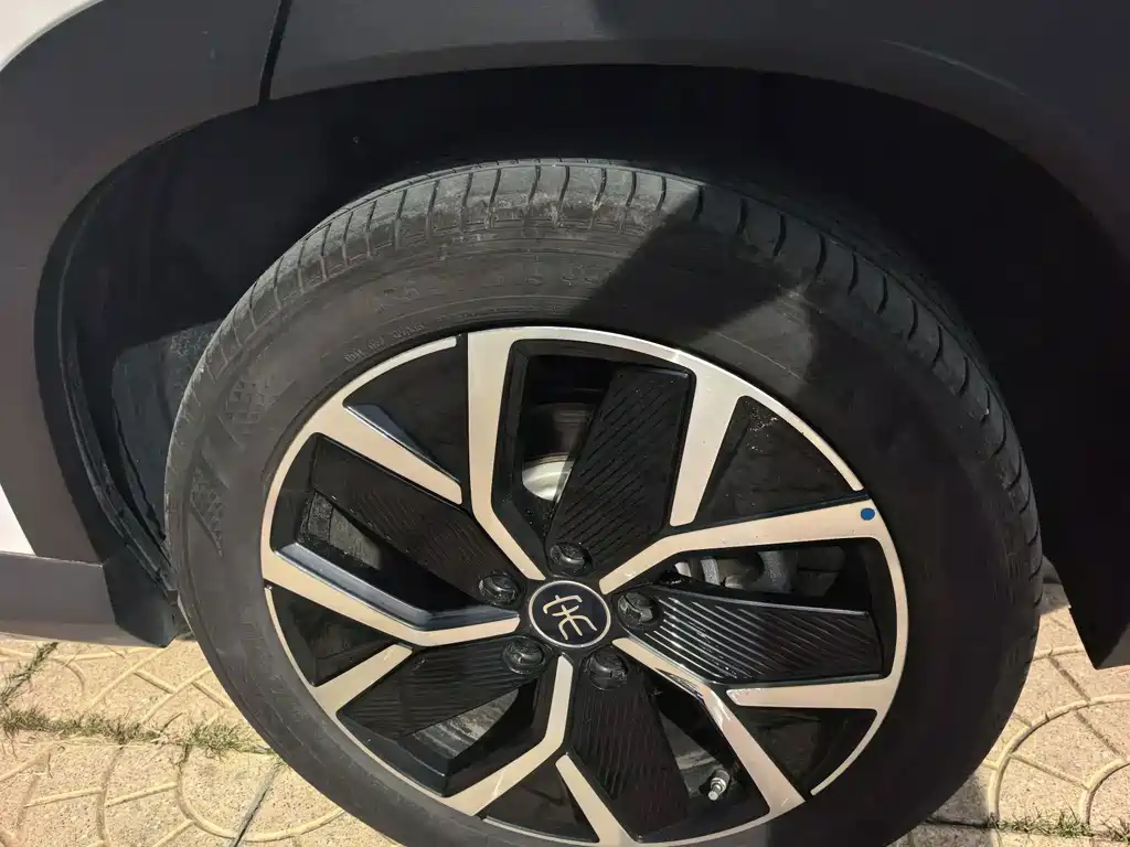 BYD L DM-i — миниатюра 19