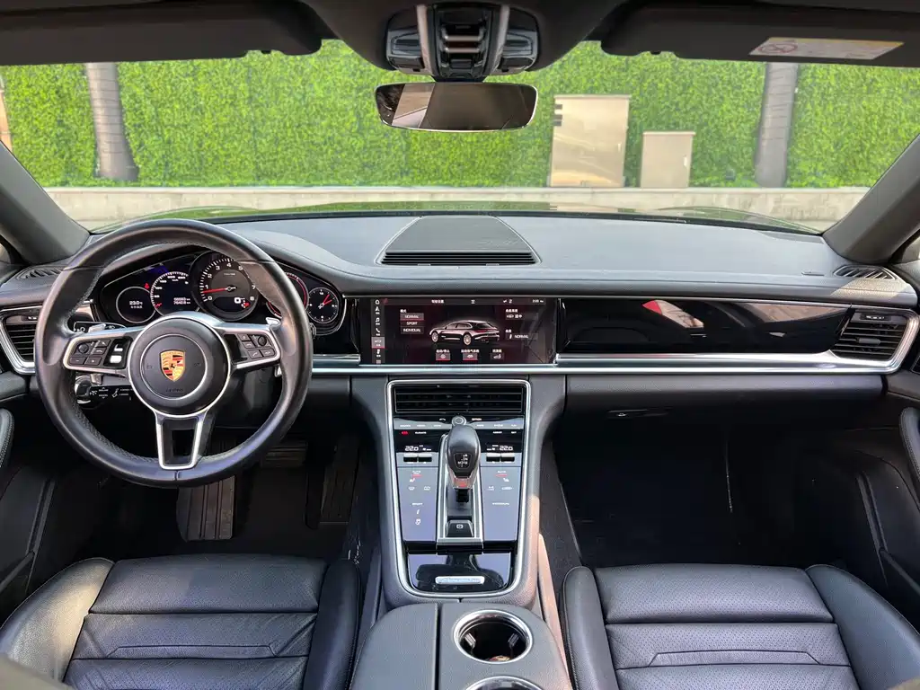 Porsche Panamera — миниатюра 16