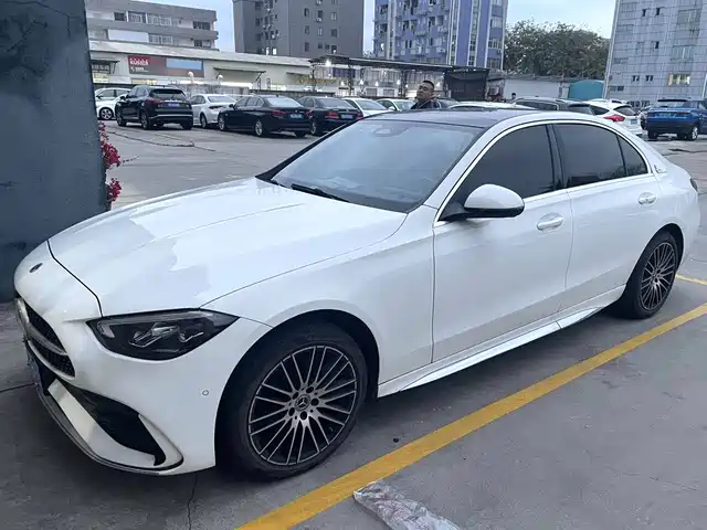 MERCEDES-BENZ C CLASS