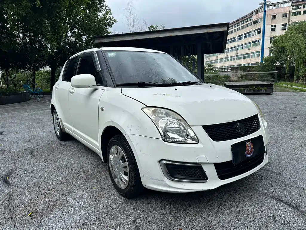 Suzuki Swift — миниатюра 2