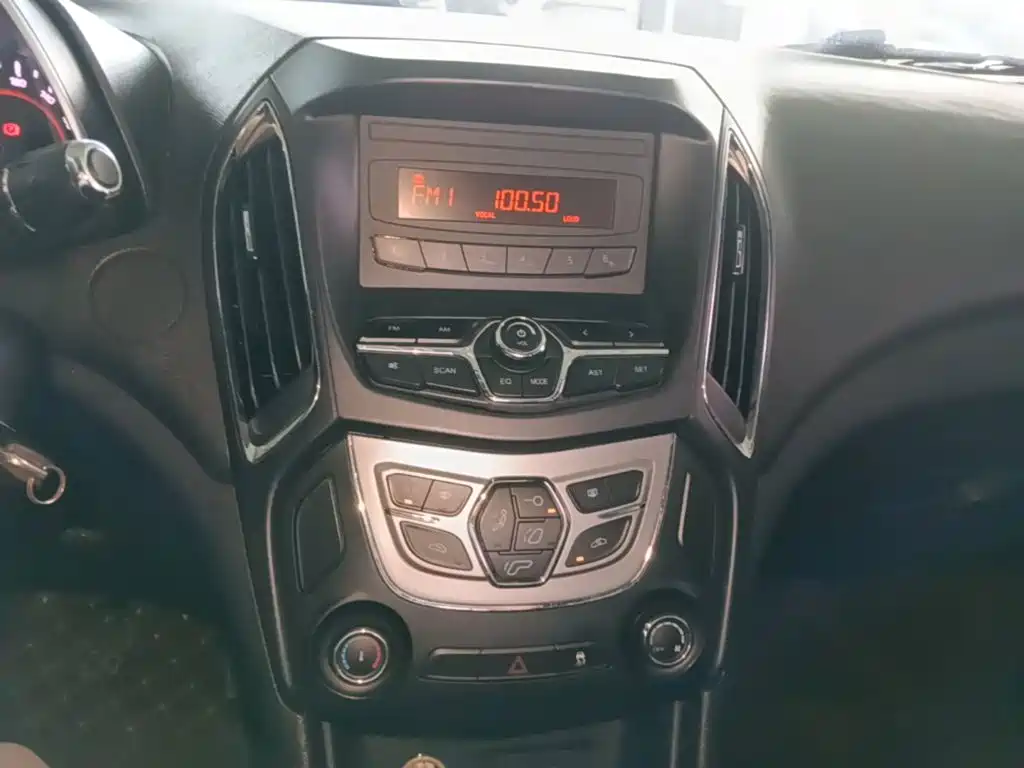 Chery Arrizo 5 — миниатюра 13