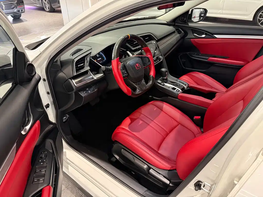 Honda Civic — миниатюра 4