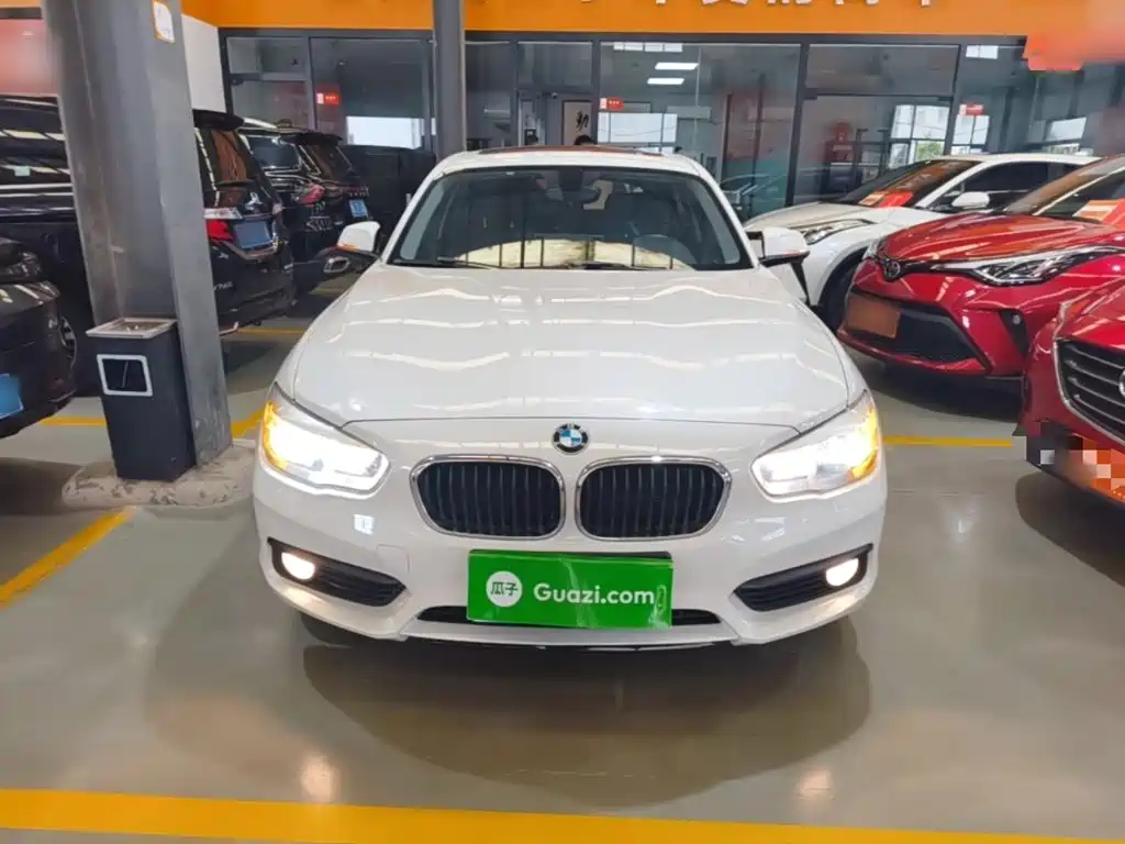 BMW 1 Series (Import) — миниатюра 3