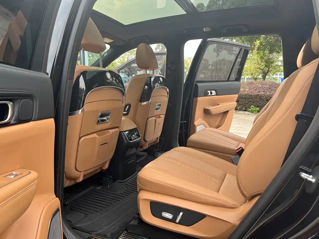 Li Auto Li ONE — миниатюра 11