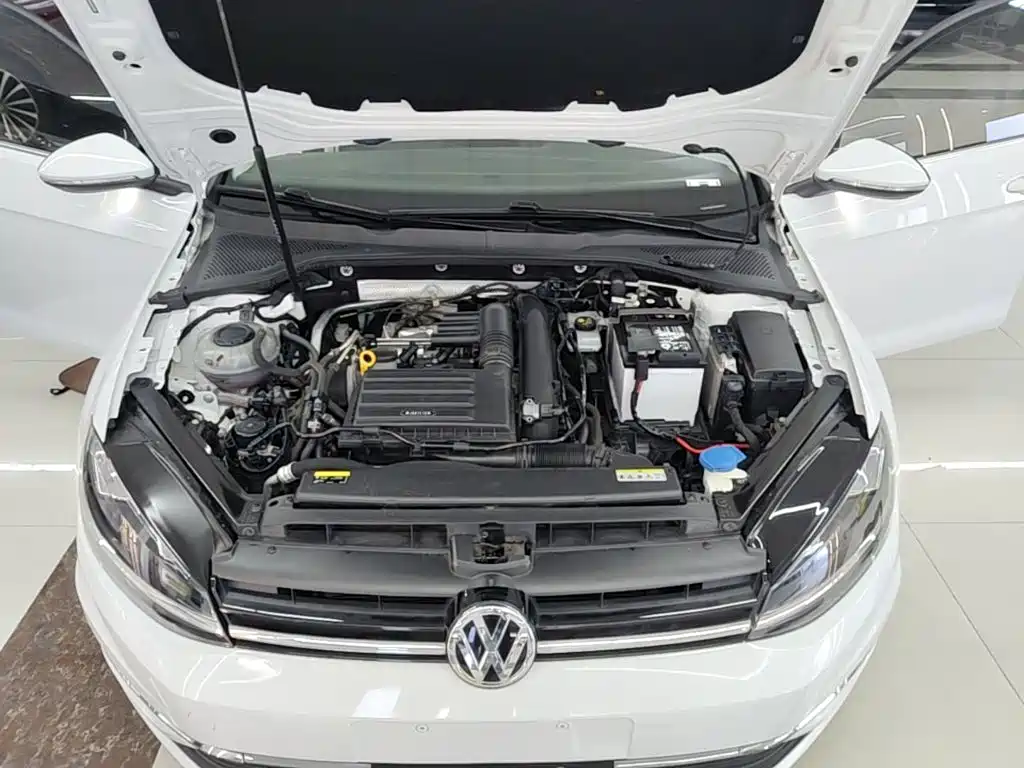 Volkswagen Golf — миниатюра 20