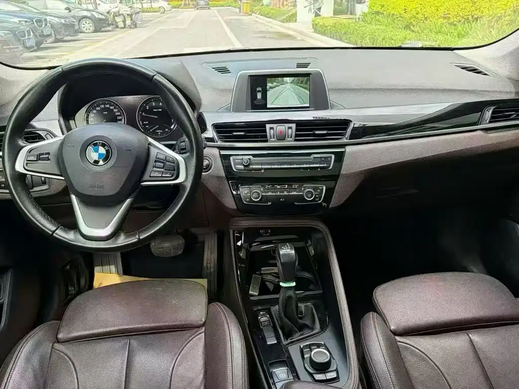 BMW X1 — миниатюра 5