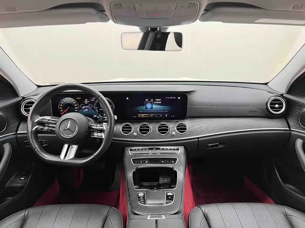 Mercedes-Benz E-Class (Import) — миниатюра 14
