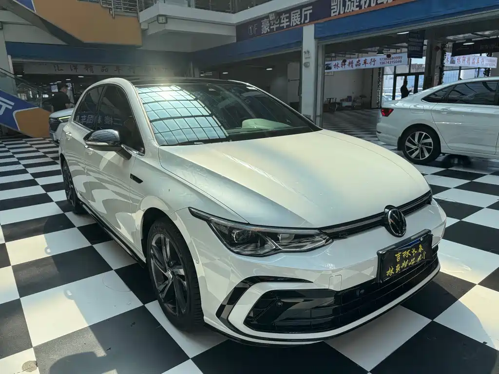 Volkswagen Golf — миниатюра 5