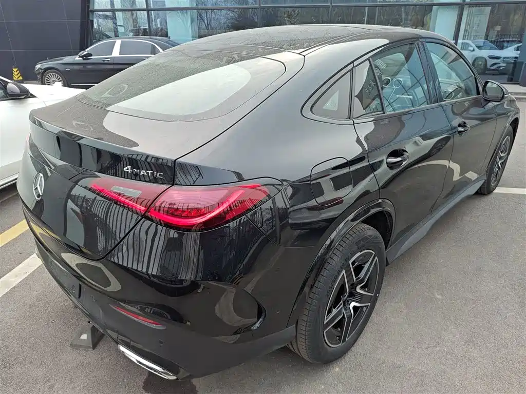 Mercedes-Benz GLC 2025 GLC 260 4MATIC SUV