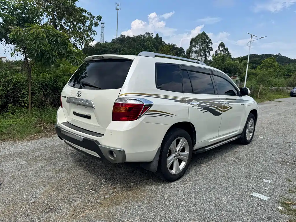 Toyota Highlander — миниатюра 4