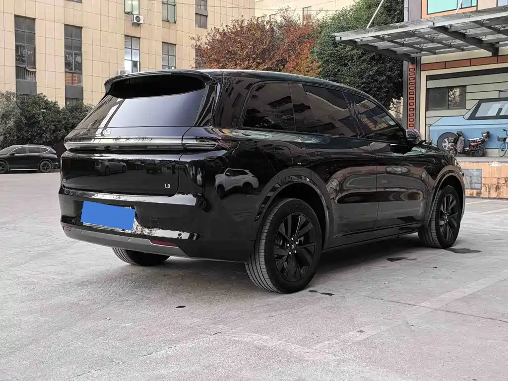 Li Auto L8 2023 Pro