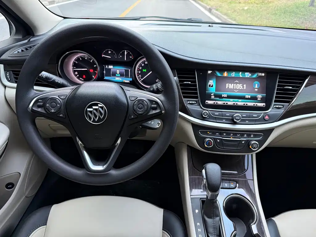 Buick Verano — миниатюра 12