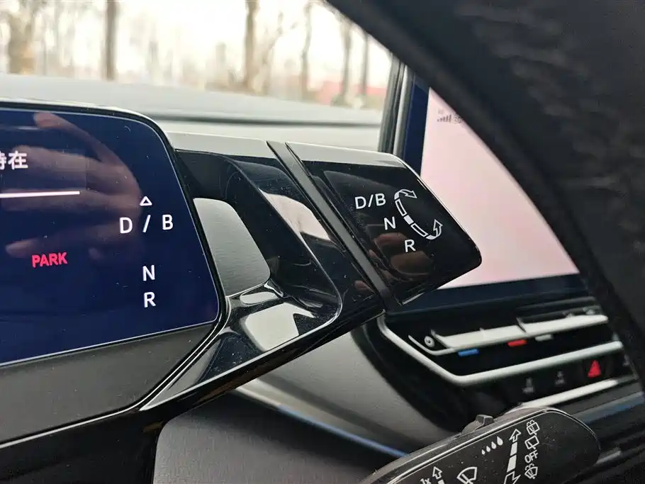 VOLKSWAGEN ID.4 CROZZ