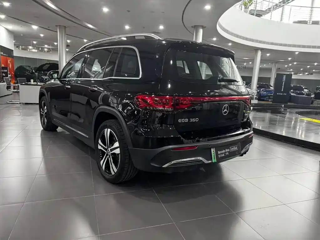 Mercedes-Benz EQB — миниатюра 3
