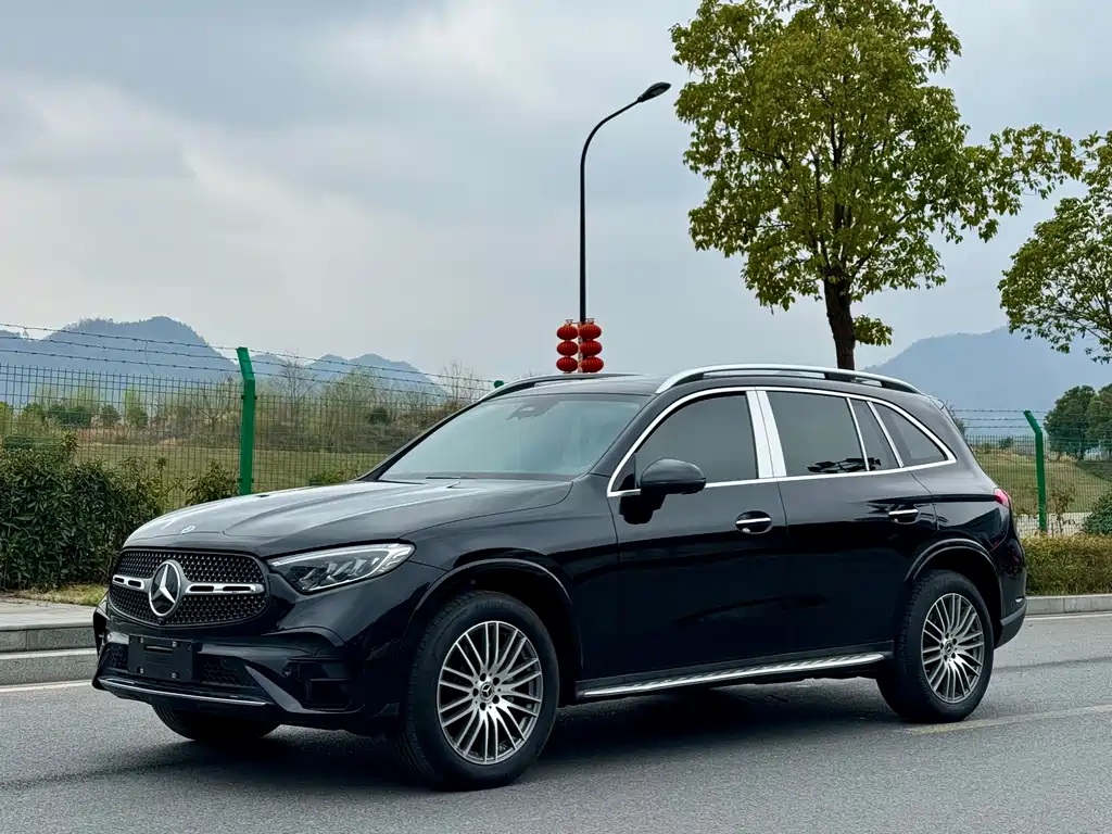Mercedes-Benz GLC 2024